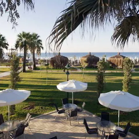 Crystal Tat Golf & Rezort 5*