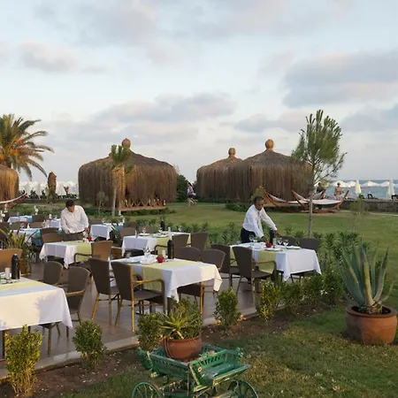 Crystal Tat Golf & Station touristique